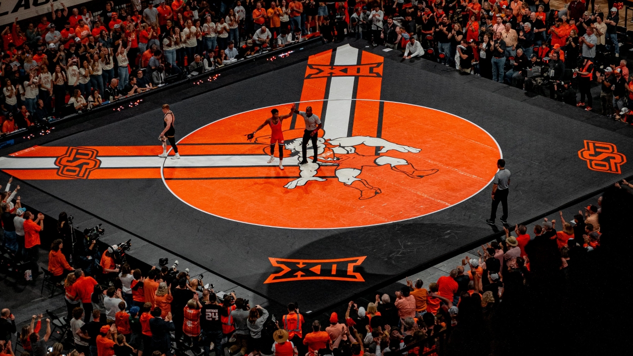 Oklahoma State Drops Top5 Home Dual to Iowa, 229 Pokes Report