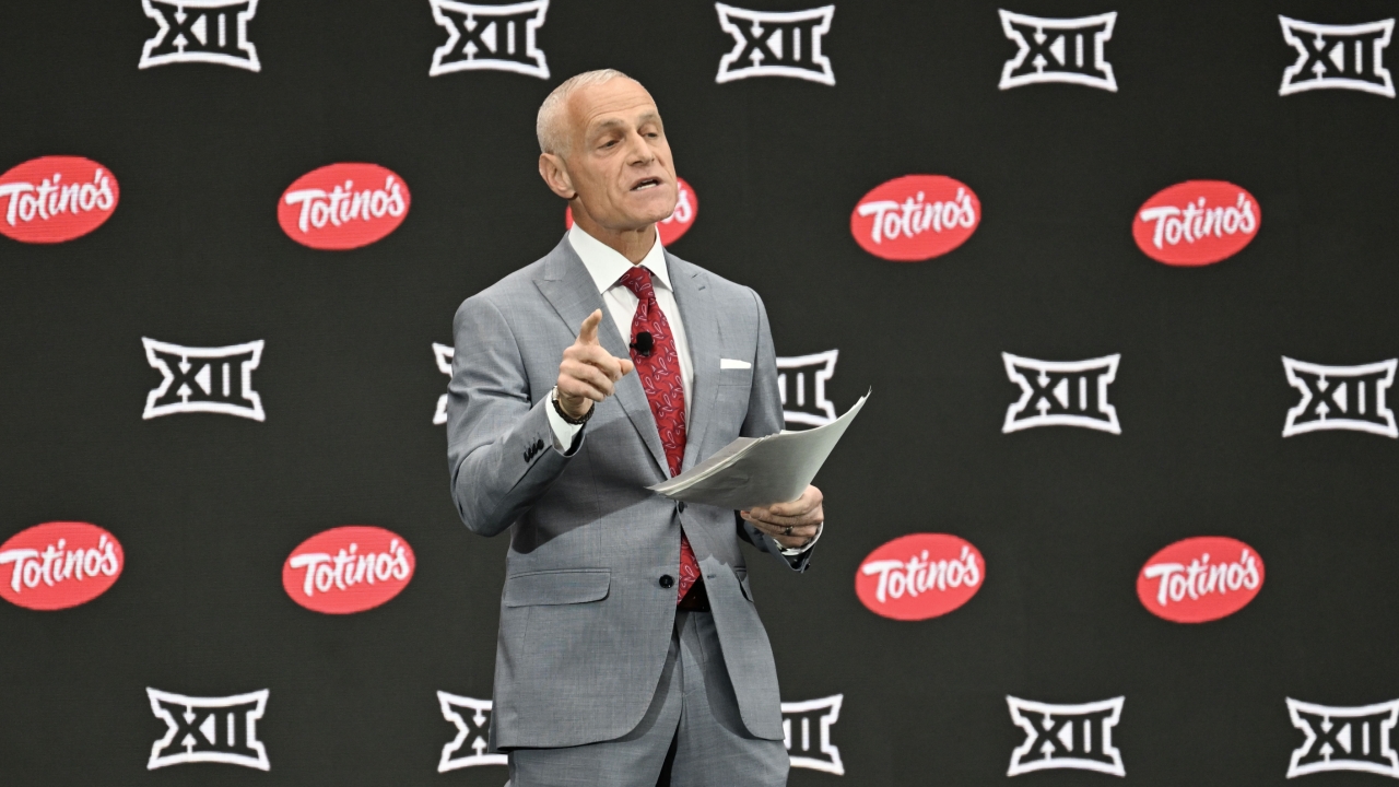 Report: Big 12 considering possibly adding UConn to conference