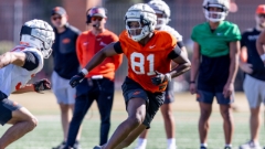 Receivers Way Up, But for Morris and Oklahoma State the Tight Ends, H-Backs Are Better Too